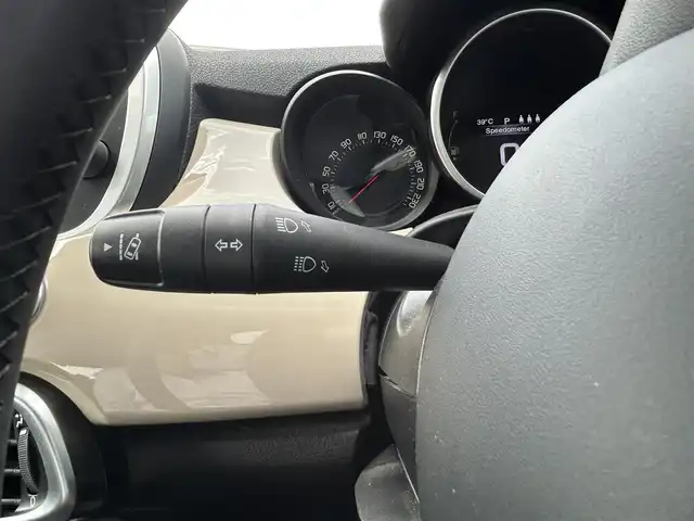 フィアット ５００Ｘ ポップスタープラス 埼玉県 2018(平30)年 3.3万km ベージュ アダプティブクルーズコントロール　/ブラインドスポットモニター　/バックカメラ　/前席シートヒーター　/パワーシート
