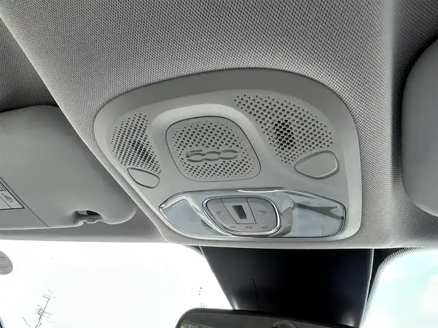 フィアット ５００Ｘ ポップスタープラス 埼玉県 2018(平30)年 3.3万km ベージュ アダプティブクルーズコントロール　/ブラインドスポットモニター　/バックカメラ　/前席シートヒーター　/パワーシート