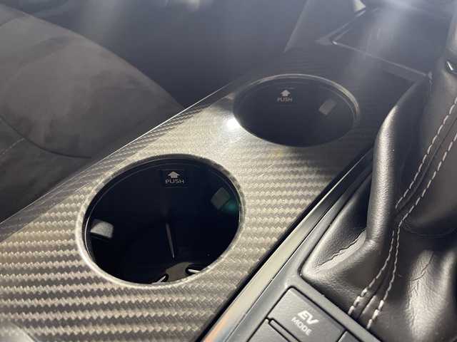 トヨタ クラウン ハイブリッド RS アドバンス 福岡県 2018(平30)年 5.4万km ブラック 純正メモリーナビゲーション/フルセグテレビ/バックカメラ/ブランドスポットモニター/LEDヘッドライト/メモリーシート/シートヒーター/革巻きステアリング/ステアリングスイッチ/オートライト/オートハイビーム/GPSレーダー/ETC/ハーフレザーシート/コーナーセンサー/フロアマット/ドアバイザー