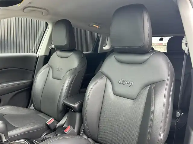 クライスラー・ジープ ジープ コンパス リミテッド 福岡県 2020(令2)年 2.2万km 白 アダプティブクルーズコントロール/ブラインドスポットモニター/レーンキープアシスト/純正ナビ/Applecarplay/androidauto/フルセグTV/Bluetooth/バックカメラ/beats/黒革シート/前席シートヒーター/パワーバックドア/オートライト/前後ドライブレコーダー/純正18インチアルミホイール/ETC2.0/取扱説明書/保証書/スペアキー×1