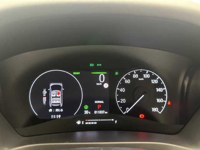 ホンダ ヴェゼル ハイブリッド e:HEV Z 兵庫県 2023(令5)年 1.1万km クリスタルブラックパール ワンオーナー/純正ナビゲーション/・フルセグTV/BT/USB/・スマホ連携/バックカメラ/ハーフレザーシート/衝突軽減ブレーキ/オ－トクルーズコントロール/前席シートヒーター/LEDヘッドランプ/フォグランプ/オートマチックハイビーム/パワーバックドア/純正フロアマット/純正ドアバイザー/前後ドライブレコーダー/コーナーセンサー/ビルトインETC2.0/保証書/取扱説明書