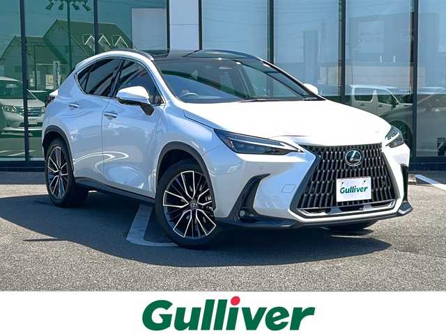 レクサス ＮＸ 350h 岐阜県 2023(令5)年 3万km ソニッククォーツ 登録時走行距離29723km/サンルーフ/デジタルインナーミラー/赤革シート/全方位カメラ/バックモニター/純正ディスプレイオーディオ/レクサスセーフティセンス/電動リアゲート/レーンキープアシスト/クリアランスソナー/レーダークルーズコントロール/パドルシフト/ステアリングヒーター/全席シートヒーター/エアシート/前席パワーシート/ヘッドアップディスプレイ/禁煙車/ワイヤレス充電/Bluetooth接続/USB入力端子/ルーフレール/LEDヘッドライト/LEDフォグランプ/オートライト/オートマチックハイビーム/純正アルミホイール/純正フロアマット/ラゲッジマット/AC100V/100W電源/ETC2.0/プッシュスタート/スマートキー/ワンオーナー/パワーウィンドウ/パワーステアリング