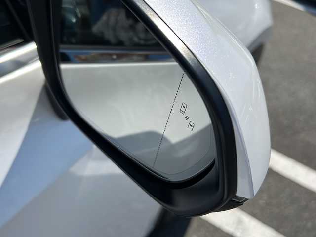 レクサス ＮＸ 350h 岐阜県 2023(令5)年 3万km ソニッククォーツ 登録時走行距離29723km/サンルーフ/デジタルインナーミラー/赤革シート/全方位カメラ/バックモニター/純正ディスプレイオーディオ/レクサスセーフティセンス/電動リアゲート/レーンキープアシスト/クリアランスソナー/レーダークルーズコントロール/パドルシフト/ステアリングヒーター/全席シートヒーター/エアシート/前席パワーシート/ヘッドアップディスプレイ/禁煙車/ワイヤレス充電/Bluetooth接続/USB入力端子/ルーフレール/LEDヘッドライト/LEDフォグランプ/オートライト/オートマチックハイビーム/純正アルミホイール/純正フロアマット/ラゲッジマット/AC100V/100W電源/ETC2.0/プッシュスタート/スマートキー/ワンオーナー/パワーウィンドウ/パワーステアリング