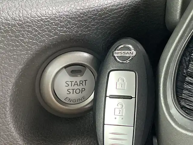 日産 キューブ 15X Vセレクション 新潟県 2018(平30)年 7.8万km ビターショコラ 純正メモリナビ【MC314D-W】/　フルセグTV/Bluetooth/CD/DVD/バックモニター/ビルトインETC/アイドリングストップ/横滑り防止装置/オートライト