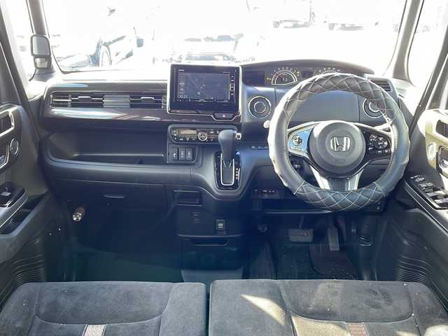 ホンダ Ｎ ＢＯＸ カスタム G L ホンダセンシング 道東・釧路十勝 2018(平30)年 8.8万km クリスタルブラックパール 禁煙車/4WD/ホンダセンシング/クルーズコントロール/レーンキープアシスト/コーナーセンサー/純正ナビ/（Bluetooth/CD/DVD/フルセグ)/バックカメラ/LEDオートライト/オートマチックハイビーム/フォグランプ/DN席シートヒーター/ステアリングスイッチ/ビルトインETC/純正AW/純正フロアマット/電動格納ウィンカーミラー/スマートキー/ドアバイザー