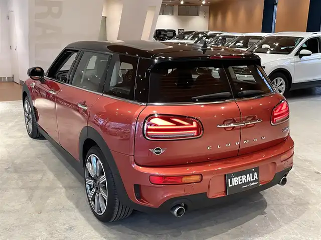 ＭＩＮＩ ＢＭＷ ミニ クラブマン クーパーS オール4 道央・札幌 2020(令2)年 3.6万km 赤 インディアンサマーレッドメタリック/PEPPERパッケージ/　・リアビューカメラ/　・PDC/　・パーキングアシストパッケージ/　・自動防眩ドアミラー/　・スルーローディングシステム/ACC/シートヒーター/純正HDDナビ/USB/Bluetooth/LEDヘッドライト/ETC