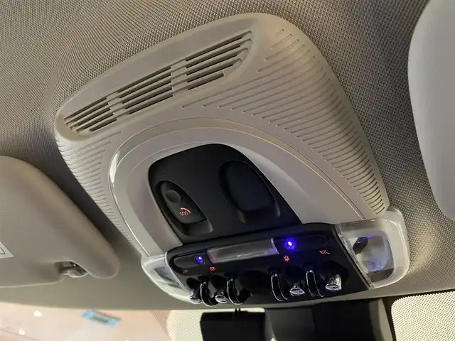 ＭＩＮＩ ＢＭＷ ミニ クラブマン クーパーS オール4 道央・札幌 2020(令2)年 3.6万km 赤 インディアンサマーレッドメタリック/PEPPERパッケージ/　・リアビューカメラ/　・PDC/　・パーキングアシストパッケージ/　・自動防眩ドアミラー/　・スルーローディングシステム/ACC/シートヒーター/純正HDDナビ/USB/Bluetooth/LEDヘッドライト/ETC