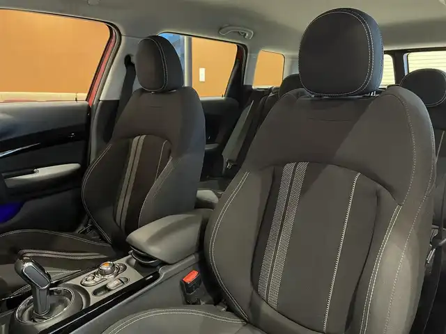 ＭＩＮＩ ＢＭＷ ミニ クラブマン クーパーS オール4 道央・札幌 2020(令2)年 3.6万km 赤 インディアンサマーレッドメタリック/PEPPERパッケージ/　・リアビューカメラ/　・PDC/　・パーキングアシストパッケージ/　・自動防眩ドアミラー/　・スルーローディングシステム/ACC/シートヒーター/純正HDDナビ/USB/Bluetooth/LEDヘッドライト/ETC