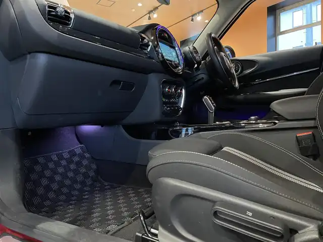 ＭＩＮＩ ＢＭＷ ミニ クラブマン クーパーS オール4 道央・札幌 2020(令2)年 3.6万km 赤 インディアンサマーレッドメタリック/PEPPERパッケージ/　・リアビューカメラ/　・PDC/　・パーキングアシストパッケージ/　・自動防眩ドアミラー/　・スルーローディングシステム/ACC/シートヒーター/純正HDDナビ/USB/Bluetooth/LEDヘッドライト/ETC