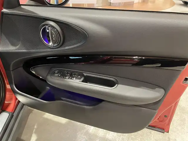 ＭＩＮＩ ＢＭＷ ミニ クラブマン クーパーS オール4 道央・札幌 2020(令2)年 3.6万km 赤 インディアンサマーレッドメタリック/PEPPERパッケージ/　・リアビューカメラ/　・PDC/　・パーキングアシストパッケージ/　・自動防眩ドアミラー/　・スルーローディングシステム/ACC/シートヒーター/純正HDDナビ/USB/Bluetooth/LEDヘッドライト/ETC