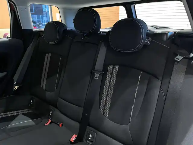 ＭＩＮＩ ＢＭＷ ミニ クラブマン クーパーS オール4 道央・札幌 2020(令2)年 3.6万km 赤 インディアンサマーレッドメタリック/PEPPERパッケージ/　・リアビューカメラ/　・PDC/　・パーキングアシストパッケージ/　・自動防眩ドアミラー/　・スルーローディングシステム/ACC/シートヒーター/純正HDDナビ/USB/Bluetooth/LEDヘッドライト/ETC