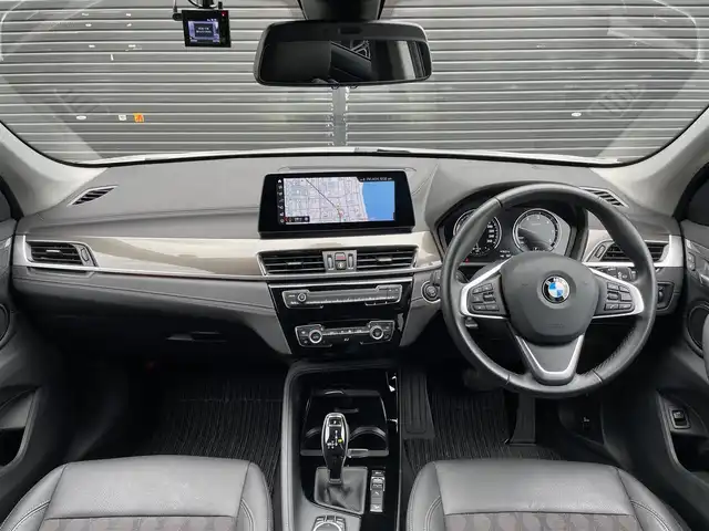 ＢＭＷ Ｘ１ xDrive 18d xライン 三重県 2020(令2)年 3.2万km ミネラルホワイト コンフォートＰＫＧ　/ＡＣＣ　/パワーシート　/ＬＥＤライト　/前後ドライブレコーダー　/純正ナビ　/バックカメラ　/オートマチックテールゲート　/スライディングリアシート　/ＥＴＣ　/コンフォートアクセス　/純正１８ＡＷ