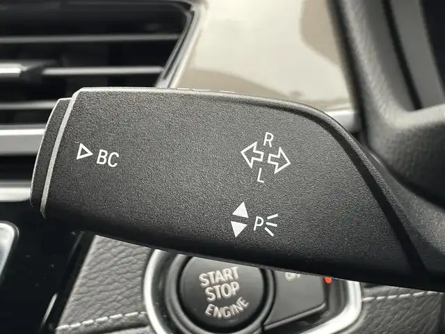 ＢＭＷ Ｘ１ xDrive 18d xライン 三重県 2020(令2)年 3.2万km ミネラルホワイト コンフォートＰＫＧ　/ＡＣＣ　/パワーシート　/ＬＥＤライト　/前後ドライブレコーダー　/純正ナビ　/バックカメラ　/オートマチックテールゲート　/スライディングリアシート　/ＥＴＣ　/コンフォートアクセス　/純正１８ＡＷ