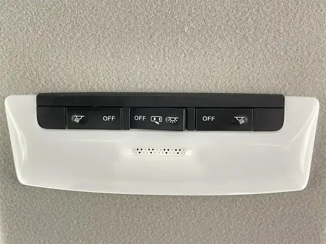 日産 セレナ e－パワー ハイウェイスター V 千葉県 2020(令2)年 6.2万km ダークメタルグレー 禁煙車/エマージェンシーブレーキ/・インテリジェントパーキングアシスト/・プロパイロット/・車線逸脱警報システム/・ブラインドスポットモニター/社外7インチディスプレイオーディオ/・型番:DDX6170BT /・CD/DVD/Bluetooth//・ビルトインETC/・アラウンドビューモニター/両側パワースライドドア/革巻きステアリング/・ステアリングスイッチ/電子パーキング/・ブレーキホールド/左右独立エアコン/純正フロアマット/純正15インチAW/オートライト/・LEDヘッドライト/・LEDフォグランプ