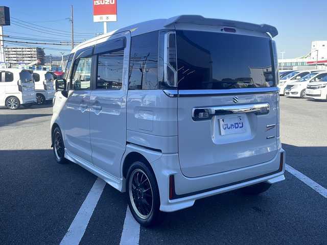 スズキ スペーシア カスタム HYBRID GS 熊本県 2018(平30)年 10.6万km ピュアホワイトP (株)IDOMが運営する【じしゃロン熊本店】の自社ローン専用車両になります。/こちらは現金またはオートローンご利用時の価格です。自社ローンご希望の方は別途その旨お申付け下さい /社外ナビ（ＣＤ　ＤＶＤ　フルセグＴＶ）　/バックカメラ　/片側パワースライドドア　/アイドリングストップ　/シートヒーター　/ＥＴＣ　/社外アルミ　/プッシュスタート　/スマートキー　/ＬＥＤヘッドライト