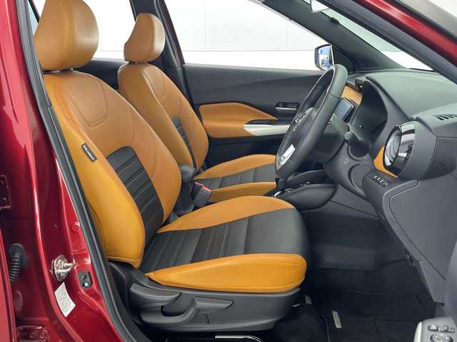 日産 キックス X ツートーンインテリアED 宮崎県 2020(令2)年 5.9万km ラディアントレッド プロパイロット/エマ―ジェンシーブレーキ/LDW(車線逸脱警報）/LDP（車線逸脱防止支援）/ふらつき警報/オートマチックハイビーム/コーナーセンサー/純正9インチSDナビ/フルセグTV/CD/DVD/Bluetooth/アラウンドビューモニター/ツートンレザーシート/シートヒーター/ハンドルヒーター/ナビ一体型ドライブレコーダー/LEDヘッドライト/純正17インチAW/ビルトインETC/スマートキー×2