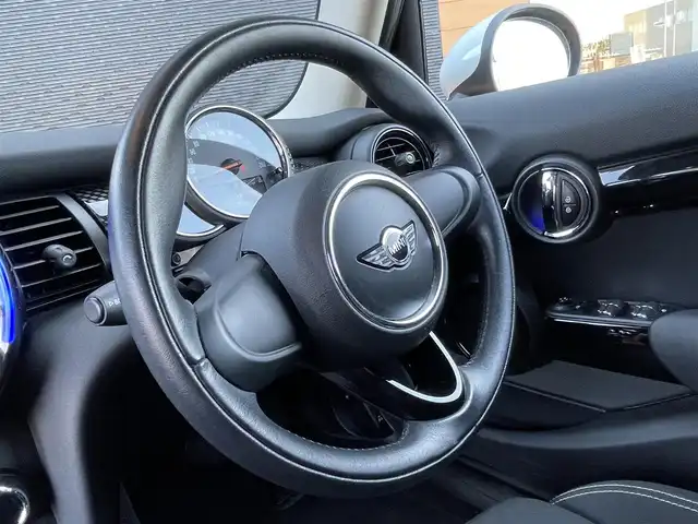 ＭＩＮＩ ミニ クーパー S 栃木県 2016(平28)年 2.1万km ボルカニックオレンジ アンビエントライト/オートライト/HDDナビ/社外フルセグテレビ/バックカメラ/アイドリングストップ/プッシュスタート/ETC