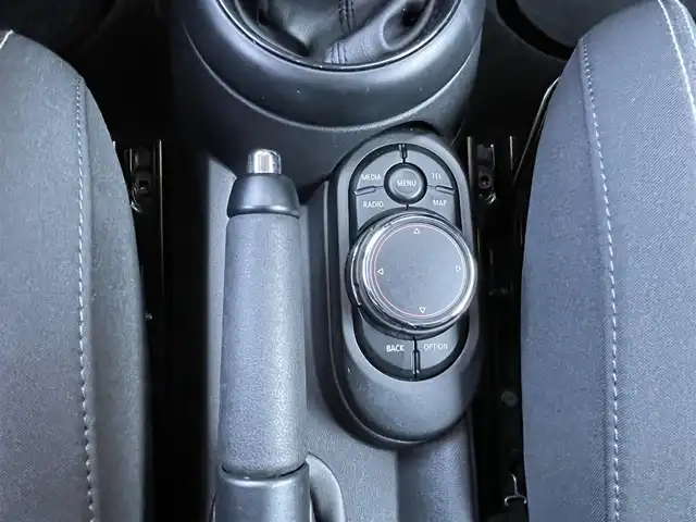 ＭＩＮＩ ミニ クーパー S 栃木県 2016(平28)年 2.1万km ボルカニックオレンジ アンビエントライト/オートライト/HDDナビ/社外フルセグテレビ/バックカメラ/アイドリングストップ/プッシュスタート/ETC