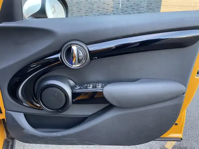 ＭＩＮＩ ミニ クーパー S 栃木県 2016(平28)年 2.1万km ボルカニックオレンジ アンビエントライト/オートライト/HDDナビ/社外フルセグテレビ/バックカメラ/アイドリングストップ/プッシュスタート/ETC