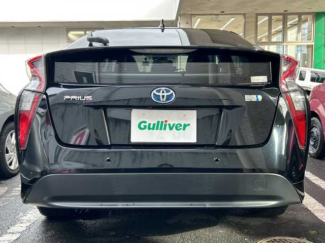 トヨタ プリウス A 宮城県 2016(平28)年 5.2万km アティチュードブラックマイカ 純正ディーラーOPナビ/CD/DVD/SD/BT/フルセグ/バックカメラ/HUD/トヨタセーフティセンス/プリクラッシュセーフティ/レーダークルーズコントロール/レーンキープアシスト/パーキングアシスト/クリアランスソナー/ブラインドスポットモニター/オートハイビーム/LEDヘッドライト/純正アルミ＆スタッドレス/純正アルミ＆ノーマルタイヤ積込/ドライブレコーダー/ビルトインETC/プッシュスタート/スマートキー/スペアキーあり/保証書＆取扱説明書あり