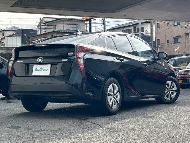 トヨタ プリウス A 宮城県 2016(平28)年 5.2万km アティチュードブラックマイカ 純正ディーラーOPナビ/CD/DVD/SD/BT/フルセグ/バックカメラ/HUD/トヨタセーフティセンス/プリクラッシュセーフティ/レーダークルーズコントロール/レーンキープアシスト/パーキングアシスト/クリアランスソナー/ブラインドスポットモニター/オートハイビーム/LEDヘッドライト/純正アルミ＆スタッドレス/純正アルミ＆ノーマルタイヤ積込/ドライブレコーダー/ビルトインETC/プッシュスタート/スマートキー/スペアキーあり/保証書＆取扱説明書あり