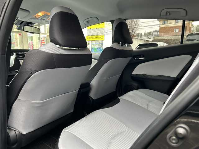 トヨタ プリウス A 宮城県 2016(平28)年 5.2万km アティチュードブラックマイカ 純正ディーラーOPナビ/CD/DVD/SD/BT/フルセグ/バックカメラ/HUD/トヨタセーフティセンス/プリクラッシュセーフティ/レーダークルーズコントロール/レーンキープアシスト/パーキングアシスト/クリアランスソナー/ブラインドスポットモニター/オートハイビーム/LEDヘッドライト/純正アルミ＆スタッドレス/純正アルミ＆ノーマルタイヤ積込/ドライブレコーダー/ビルトインETC/プッシュスタート/スマートキー/スペアキーあり/保証書＆取扱説明書あり