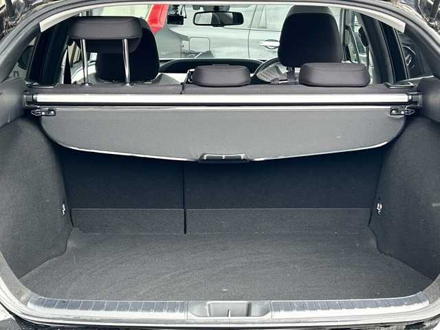 トヨタ プリウス A 宮城県 2016(平28)年 5.2万km アティチュードブラックマイカ 純正ディーラーOPナビ/CD/DVD/SD/BT/フルセグ/バックカメラ/HUD/トヨタセーフティセンス/プリクラッシュセーフティ/レーダークルーズコントロール/レーンキープアシスト/パーキングアシスト/クリアランスソナー/ブラインドスポットモニター/オートハイビーム/LEDヘッドライト/純正アルミ＆スタッドレス/純正アルミ＆ノーマルタイヤ積込/ドライブレコーダー/ビルトインETC/プッシュスタート/スマートキー/スペアキーあり/保証書＆取扱説明書あり