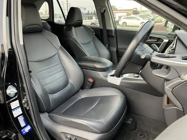 トヨタ ＲＡＶ４ G Zパッケージ 道南・函館 2020(令2)年 4.7万km アティチュードブラックマイカ /社外ナビ//フルセグTV//バックカメラ//ETC2.0//デジタルインナーミラー//パワーバックドア//運転席パワーシート//前席シートヒーター//ステアリングヒーター//レーダークルーズコントロール//レーンキープアシスト//衝突被害軽減ブレーキ//オートマチックハイビーム//LEDヘッドライト//オートライト//オートブレーキホールド