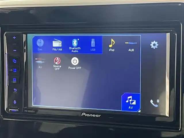 スズキ スペーシア ギア HYBRID XZターボ 愛知県 2022(令4)年 4.8万km オフブルーメタリック/ガンメタリック2トーンルーフ 純正ディスプレイ　ＤＶＤ　Ｂｌｕｅｔｏｏｔｈ　ＵＳＢ　バックカメラ　シートヒーター　両側パワースライドドア　ＬＥＤライト　フォグ　衝突軽減　追従クルコン　デュアルカメラブレーキ　純正１４インチアルミホイール　パドルシフト　ルーフレール　リヤパーキングセンサー　リアシェード　背面テーブル　禁煙車