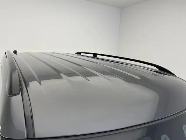 スズキ スペーシア ギア HYBRID XZターボ 愛知県 2022(令4)年 4.8万km オフブルーメタリック/ガンメタリック2トーンルーフ 純正ディスプレイ　ＤＶＤ　Ｂｌｕｅｔｏｏｔｈ　ＵＳＢ　バックカメラ　シートヒーター　両側パワースライドドア　ＬＥＤライト　フォグ　衝突軽減　追従クルコン　デュアルカメラブレーキ　純正１４インチアルミホイール　パドルシフト　ルーフレール　リヤパーキングセンサー　リアシェード　背面テーブル　禁煙車