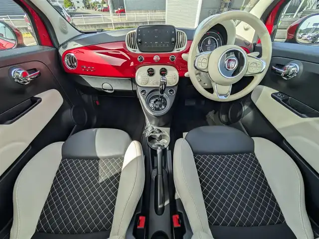 フィアット ５００ ツインエア ドルチェヴィータ 福井県 2022(令4)年 1.9万km パソドプレレッド ワンオーナー車/純正15インチAW/特殊形状ルーフ/クルーズコントロール/前後ドライブレコーダー/後方コーナーセンサー/キセノンヘッドライト/F・Rフォグ/パドルシフト/横滑り防止装置/盗難防止装置/ダブル＋サイドエアバッグ/カーテンエアバッグ/純正フロアマット