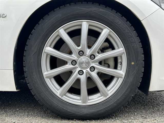 日産 スカイライン ハイブリッド 350GT Type P 宮城県 2014(平26)年 12.3万km クリスタルホワイトパール サンルーフ/インテリジェントクルーズシステム/シートヒーター/ドラレコ/360度カメラ/バックモニター/パワーシート/純正ナビ（AM/FM/DVD/USB/BT/TV）/横ずれ防止/パーソナルドライビングポジションメモリー/サマータイヤ純正225/55RF17