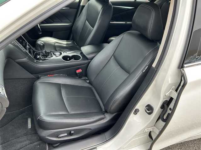 日産 スカイライン ハイブリッド 350GT Type P 宮城県 2014(平26)年 12.3万km クリスタルホワイトパール サンルーフ/インテリジェントクルーズシステム/シートヒーター/ドラレコ/360度カメラ/バックモニター/パワーシート/純正ナビ（AM/FM/DVD/USB/BT/TV）/横ずれ防止/パーソナルドライビングポジションメモリー/サマータイヤ純正225/55RF17