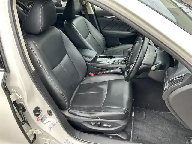 日産 スカイライン ハイブリッド 350GT Type P 宮城県 2014(平26)年 12.3万km クリスタルホワイトパール サンルーフ/インテリジェントクルーズシステム/シートヒーター/ドラレコ/360度カメラ/バックモニター/パワーシート/純正ナビ（AM/FM/DVD/USB/BT/TV）/横ずれ防止/パーソナルドライビングポジションメモリー/サマータイヤ純正225/55RF17
