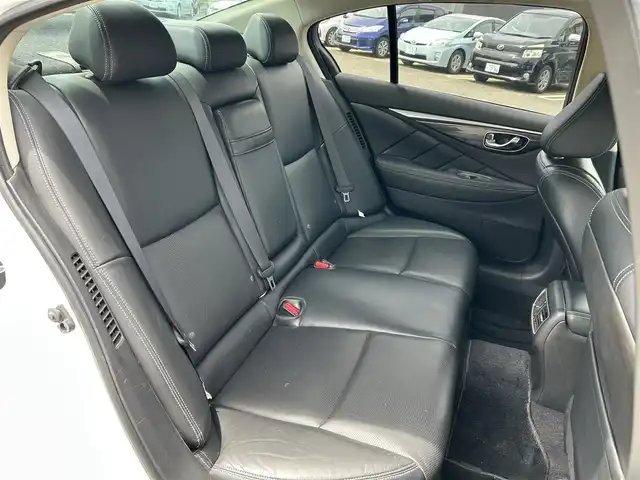日産 スカイライン ハイブリッド 350GT Type P 宮城県 2014(平26)年 12.3万km クリスタルホワイトパール サンルーフ/インテリジェントクルーズシステム/シートヒーター/ドラレコ/360度カメラ/バックモニター/パワーシート/純正ナビ（AM/FM/DVD/USB/BT/TV）/横ずれ防止/パーソナルドライビングポジションメモリー/サマータイヤ純正225/55RF17