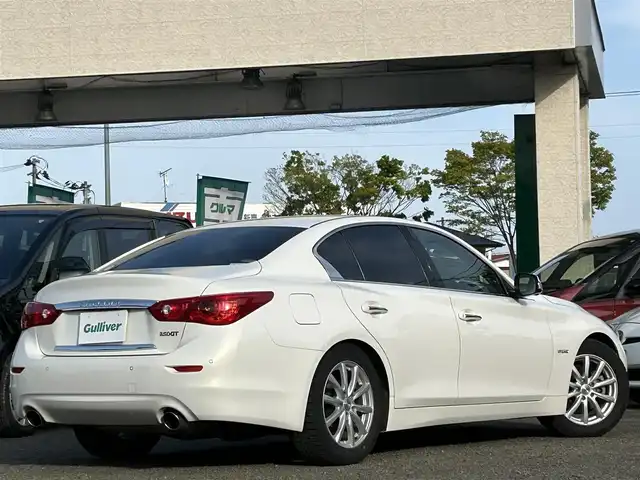 日産 スカイライン ハイブリッド 350GT Type P 宮城県 2014(平26)年 12.3万km クリスタルホワイトパール サンルーフ/インテリジェントクルーズシステム/シートヒーター/ドラレコ/360度カメラ/バックモニター/パワーシート/純正ナビ（AM/FM/DVD/USB/BT/TV）/横ずれ防止/パーソナルドライビングポジションメモリー/サマータイヤ純正225/55RF17