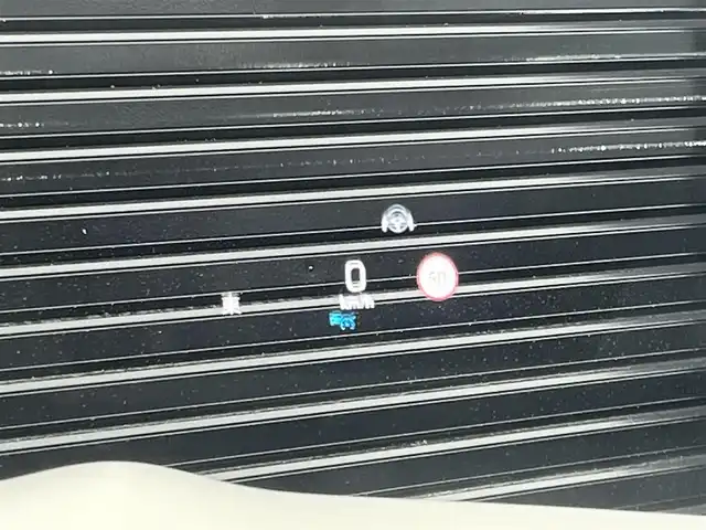 メルセデス・ベンツ Ｅ２００ クーペ スポーツ 静岡県 2019(令1)年 4.9万km ダイヤモンドホワイト レザーパッケージ/・本革シート/・パノラミックスライディングルーフ/・Burmesterサラウンドサウンドシステム/・エアバランスパッケージ/・レザーARTICOダッシュボード/・メモリー付パワーシート /・電動ランバーサポート/・電動チルト＆テレスコピックステアリング/・マルチビームLEDヘッドライト/・アダプティブハイビームアシスト・プラス/・イージーエントリー/レーダーセーフティパッケージ/・アクティブディスタンスアシスト・ディストロニック/・アクティブステアリングアシスト/・アクティブレーンチェンジングアシスト/・アクティブエマージェンシーストップアシスト/・PRE-SAFE/・アクティブブレーキアシスト/・PRE-SAFEサウンド/・緊急回避補助システム/・渋滞時緊急ブレーキ機能/・アクティブブラインドスポットアシスト/・アクティブレーンキーピングアシスト/・PRE-SAFEプラス/・トラフィックサインアシスト/COMANDシステム/(Bluetooth/CarPlay/フルセグ)/360°カメラ/アダプティブクルーズコントロール/シートヒーター/アンビエントライト/キーレスゴー/ETC/ドライブレコーダー/純正19AW/フロアマット