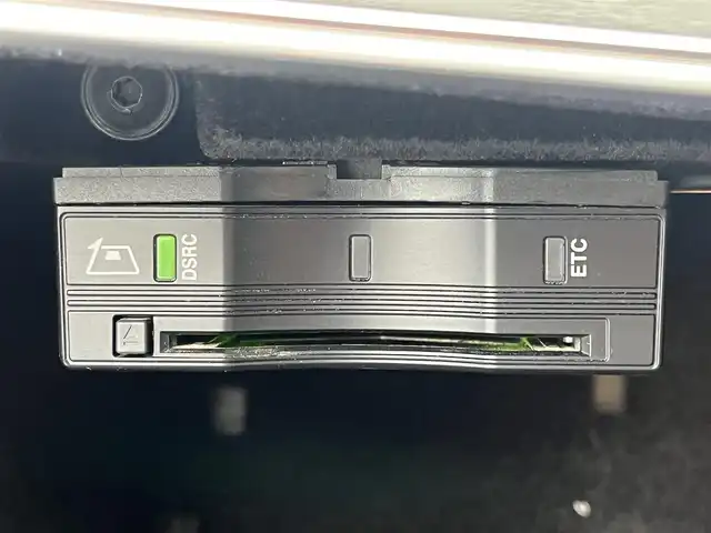 メルセデス・ベンツ Ｅ２００ クーペ スポーツ 静岡県 2019(令1)年 4.9万km ダイヤモンドホワイト レザーパッケージ/・本革シート/・パノラミックスライディングルーフ/・Burmesterサラウンドサウンドシステム/・エアバランスパッケージ/・レザーARTICOダッシュボード/・メモリー付パワーシート /・電動ランバーサポート/・電動チルト＆テレスコピックステアリング/・マルチビームLEDヘッドライト/・アダプティブハイビームアシスト・プラス/・イージーエントリー/レーダーセーフティパッケージ/・アクティブディスタンスアシスト・ディストロニック/・アクティブステアリングアシスト/・アクティブレーンチェンジングアシスト/・アクティブエマージェンシーストップアシスト/・PRE-SAFE/・アクティブブレーキアシスト/・PRE-SAFEサウンド/・緊急回避補助システム/・渋滞時緊急ブレーキ機能/・アクティブブラインドスポットアシスト/・アクティブレーンキーピングアシスト/・PRE-SAFEプラス/・トラフィックサインアシスト/COMANDシステム/(Bluetooth/CarPlay/フルセグ)/360°カメラ/アダプティブクルーズコントロール/シートヒーター/アンビエントライト/キーレスゴー/ETC/ドライブレコーダー/純正19AW/フロアマット