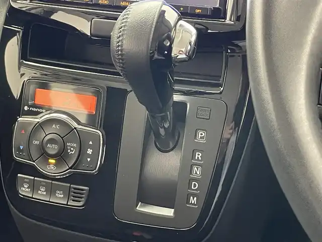 スズキ ソリオ バンディット HV MV 愛知県 2019(平31)年 5.6万km ピュアホワイトP 純正８型ナビ　フルセグＴＶ　全方位カメラＰＫＧ　デュアルカメラブレーキ　衝突軽減装置　追従クルコン　ＬＥＤオートライト　シートヒーター　コーナーセンサー　ナノイーＡＣ　両側パワースライドドア　ＵＳＢ　パドルシフト　純正フロアマット　禁煙車