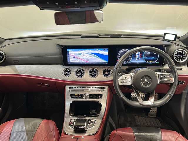 メルセデス・ベンツ ＣＬＳ２２０ｄ スポーツ エクスクルーシブPKG 新潟県 2018(平30)年 3.1万km オブシディアンブラック レーダーセーフティパッケージ/・アクティブディスタンスアシストディストロニック/・アクティブステアリングアシスト/・アクティブレーンチェンジアシスト/・アクティブエマージェンシーストップアシスト/・PRE-SAFE/・アクティブブレーキアシスト/・PRE-SAFEインパルスサイド/・PRE-SAFEサウンド/・緊急回避補助システム、渋滞時緊急ブレーキ機能/・アクティブブラインドスポットアシスト/・アクティブレーンキーピングアシスト/・PRE-SAFEプラス/・トラフィックサインアシスト/エクスクルーシブパッケージ/・ナッパレザーシート（ベンガルレッド/ブラックシート）/・シートベンチレーター/・Burmester/・エアーボディーコントロールサスペンション/COMANDシステム/・12.3インチワイドディスプレイ/・HDDナビゲーション/・フルセグTV/・AppleCarPlary/・ETC2.0/グレーアッシュウッドインテリア/レザーARTICOダッシュボード/シートヒーター/アンビエントライト/LEDコーナリングアシスト/アダプティブハイビームアシストプラス/360°カメラシステム/アクティブパーキングアシスト