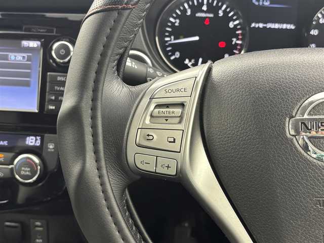 日産 エクストレイル モード・プレミア 福井県 2016(平28)年 4.9万km ブリリアントホワイトパール 純正ナビ/・BT/フルセグTV/CD/DVD/AM/FM/エマージェンシーブレーキ/全方位カメラ/バックカメラ/コーナーセンサー/横滑り防止装置/車線逸脱防止装置/アイドリングストップ/シートヒーター/ETC/オートライト/プッシュスタート/ステアリングスイッチ/純正ドアバイザー/純正フロアマット/保証書/取扱説明書