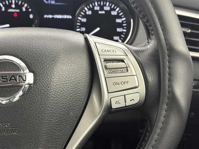 日産 エクストレイル モード・プレミア 福井県 2016(平28)年 4.9万km ブリリアントホワイトパール 純正ナビ/・BT/フルセグTV/CD/DVD/AM/FM/エマージェンシーブレーキ/全方位カメラ/バックカメラ/コーナーセンサー/横滑り防止装置/車線逸脱防止装置/アイドリングストップ/シートヒーター/ETC/オートライト/プッシュスタート/ステアリングスイッチ/純正ドアバイザー/純正フロアマット/保証書/取扱説明書