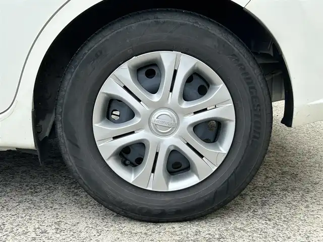 日産 ノート e－パワー B 長崎県 2019(平31)年 6万km ホワイト 社外メモリナビ/(BT/ラジオ)/衝突軽減ブレーキ/レーンアシスト/コーナーセンサー/スマートキー/プッシュスタート/ETC