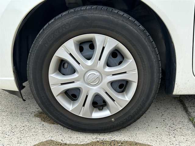 日産 ノート e－パワー B 長崎県 2019(平31)年 6万km ホワイト 社外メモリナビ/(BT/ラジオ)/衝突軽減ブレーキ/レーンアシスト/コーナーセンサー/スマートキー/プッシュスタート/ETC