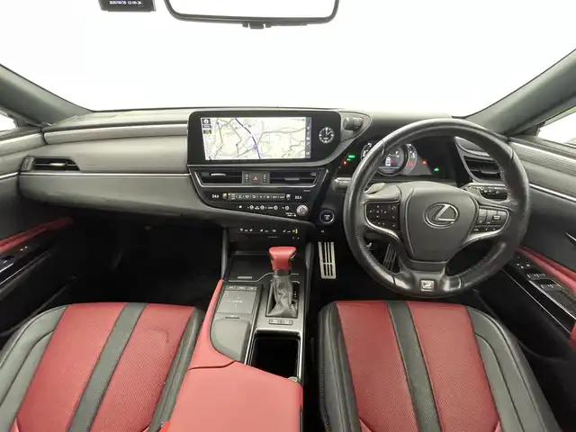 レクサス ＥＳ 300h Fスポーツ 熊本県 2022(令4)年 4.8万km ヒートブルーコントラストレイヤリング ワンオーナー　/禁煙車　/サンルーフ　/純正ナビ（ＣＤ・ＤＶＤ・フルセグ・ＢＴ・SD・ＡＵＸ・ipod・ＵＳＢ）/全周囲カメラ　/ビルトインＥＴＣ２．０　/社外前方ドライブレコーダー　/前後クリアランスソナー　/モデリスタエアロフル/レクサスセーフティセンス/・プリクラッシュセーフティ/・レーントレーシングアシスト/・レーダークルーズコントロール/・アダプティブハイビームアシスト/・ロードサインアシスト/・ドライバー異常対応システム/・ブラインドスポットモニター/横滑り防止/アイドリングストップ/パーキングサポート/前席シートヒーター/前席エアーシート/前席パワーシート/ステアリングヒーター/デジタルインナーミラー/純正フロアマット/社外19インチAW/オートライト/LEDヘッドライト/フォグライト/スマートキー/プッシュスタート/スペアキー1本/4本出しマフラー/保証書/取扱説明書