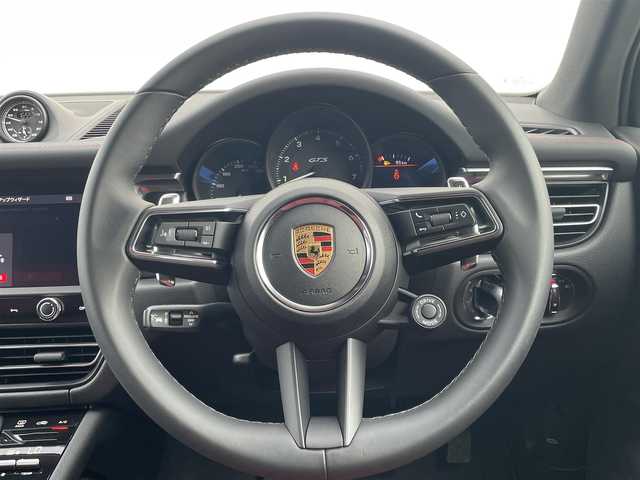 ポルシェ ポルシェ マカン GTS 東京都 2023(令5)年 0.5万km グレー 純正ナビ/BSM/ACC/レザーシート/純正21インチアルミホイール/シートヒーター/シートエアコン/全方位カメラ/ETC2.0/LEDヘッドライト/apple car play/ドライブレコーダー