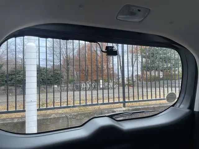 ホンダ フリード＋ クロスター ホンダセンシング 埼玉県 2021(令3)年 1.5万km スーパープラチナグレーメタリック /ワンオーナー//純正メモリナビ//フルセグTV//バックカメラ//CD/DVD/Bluetooth//両側パワースライドドア//アダプティブクルーズコントロール//ビルトインETC//スマートキーx2//LEDヘッドライト//ハーフレザーシート//CMBS衝突軽減ブレーキ//LKAS車線維持支援システム//W.サイド.カーテンエアバッグ//ABS//横滑り防止装置//前後ドライブレコーダー//LEDフォグランプ//オートライト//プライバシーガラス//ドアバイザー//純正15インチAW//新車時保証書//取扱説明書//ナビ取説