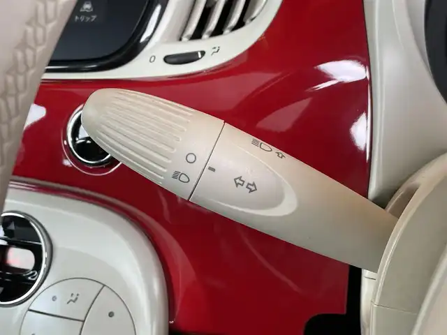 フィアット ５００ ツインエア ラウンジ 愛知県 2020(令2)年 3.2万km パソドプレレッド Uconnect純正ディスプレイオーディオ /Beatsサウンド /Bluetooth /USB接続/ガラスルーフ /HIDヘッドライト /純正15インチアルミホイル /アイドリングストップ /ステアリングスイッチ /ETC