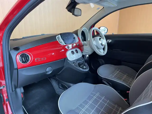 フィアット ５００ ツインエア ラウンジ 愛知県 2020(令2)年 3.2万km パソドプレレッド Uconnect純正ディスプレイオーディオ /Beatsサウンド /Bluetooth /USB接続/ガラスルーフ /HIDヘッドライト /純正15インチアルミホイル /アイドリングストップ /ステアリングスイッチ /ETC