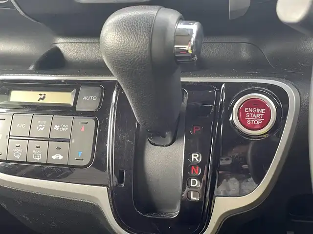ホンダ Ｎ ＢＯＸ カスタム G Lパッケージ 茨城県 2012(平24)年 11.9万km クリスタルブラックパール 純正ナビ/(AM/FM/CD/DVD/BT)/フルセグTV/バックカメラ/左側パワースライド/純正アルミホイール付きサマータイヤ積み込み